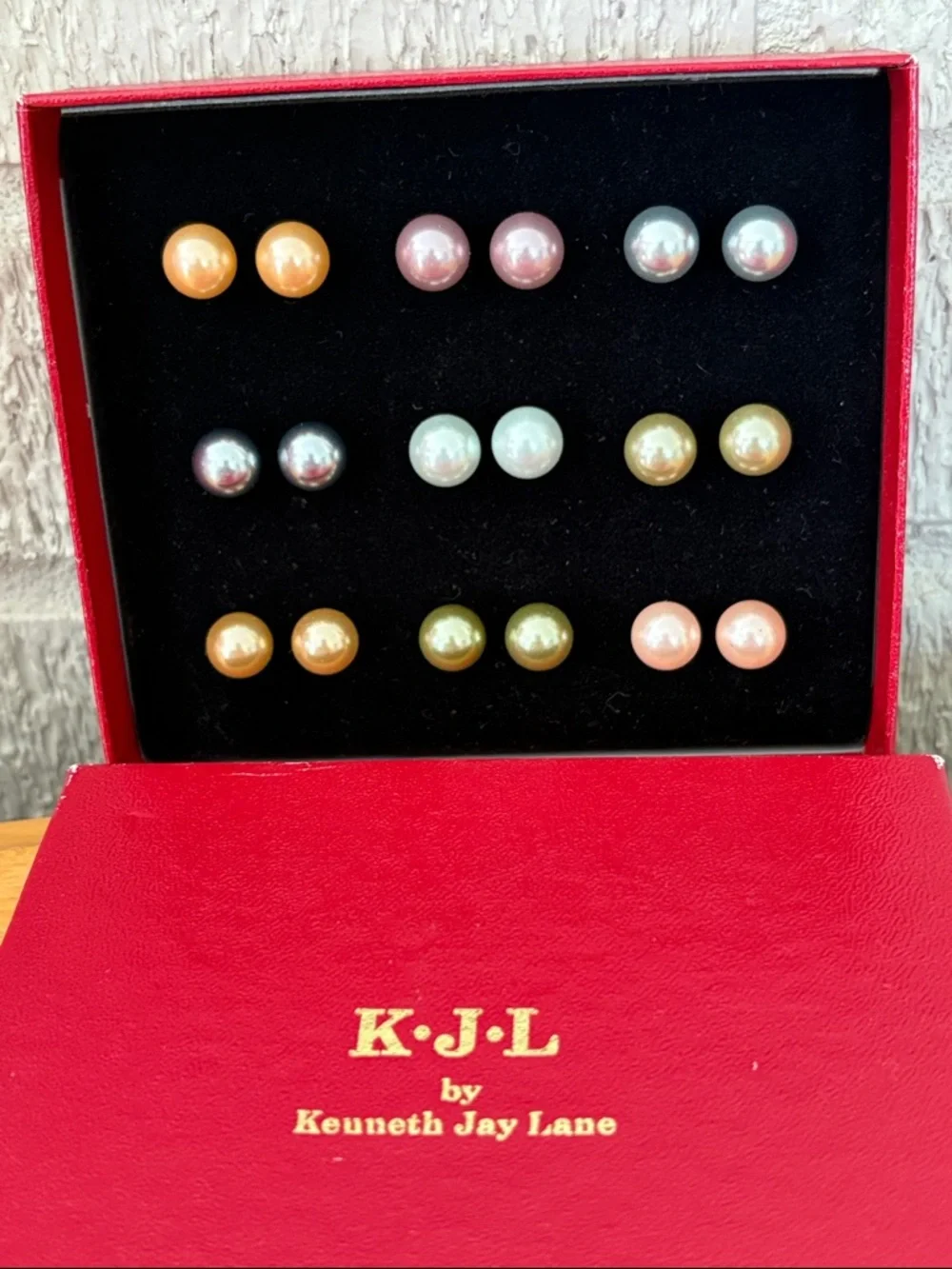 KJL Kenneth Jay Lane Vintage First Lady Simulated Pearl Earrings Set 10mm - Picture 2 of 6
